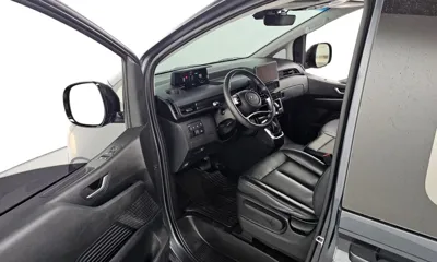 Hyundai Staria 2023, 114210 км, за 13544.76 USD - фото 10