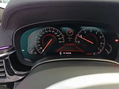 BMW 5 Series 2019, 58600 км, за 22071.91 USD - фото 14