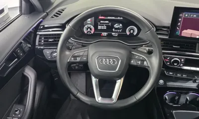 Audi A4 2021, 44790 км, за 17723.51 USD - фото 13
