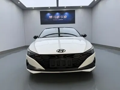 Hyundai Elantra 2022, 67000 км, за 11492.72 USD