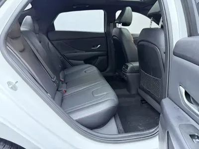 Hyundai Elantra 2022, 67000 км, за 11492.72 USD - фото 10