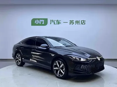 Volkswagen Lamando 2024, 33000 км, за 18487.54 USD