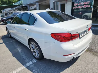 BMW 5-Series 2018, 73952 км, за 14310.1 USD