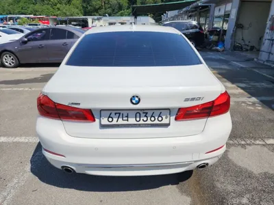 BMW 5-Series 2018, 73952 км, за 14310.1 USD