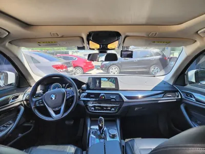 BMW 5-Series 2018, 73952 км, за 14310.1 USD - фото 7