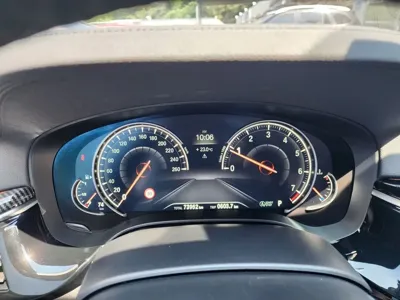 BMW 5-Series 2018, 73952 км, за 14310.1 USD - фото 9
