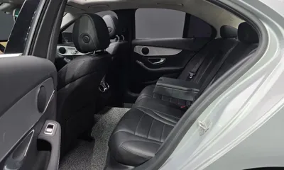 Mercedes-Benz C-Class 2016, 175550 км, за 7930.83 USD - фото 11