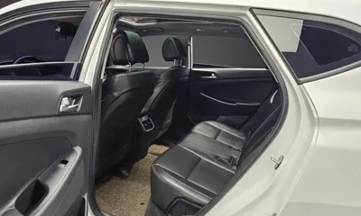 Hyundai Tucson 2016, 176031 км, за 5901.27 USD - фото 12