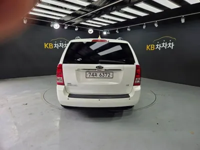 Kia Canival 2010, 195515 км, за 1916.09 USD