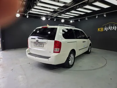 Kia Canival 2010, 195515 км, за 1916.09 USD - фото 6