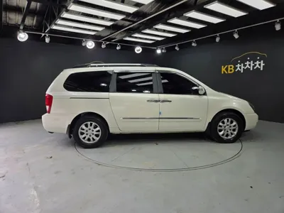 Kia Canival 2010, 195515 км, за 1916.09 USD - фото 7