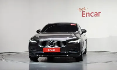 Volvo S90 2021, 91690 км, за 18905.08 USD