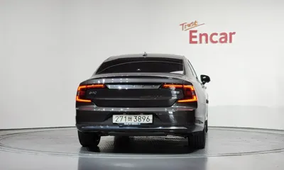 Volvo S90 2021, 91690 км, за 18905.08 USD