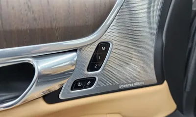 Volvo S90 2021, 91690 км, за 18905.08 USD - фото 36