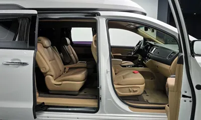 Kia Canival 2018, 71684 км, за 13809.05 USD - фото 10