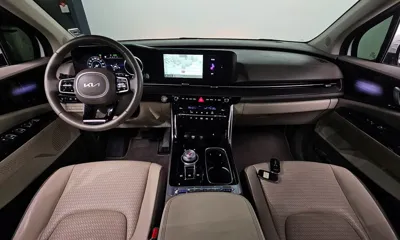 Kia Canival 2023, 37549 км, за 23112.56 USD - фото 7