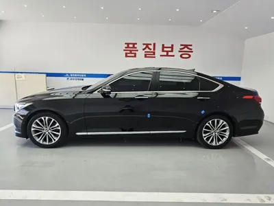 Hyundai Genesis 2014, 237800 км, за 3835.4 USD