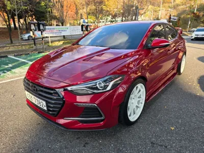 Hyundai Avante · 2018 год