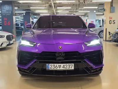 Lamborghini Urus 2023, 16600 км, за 246254.2 USD