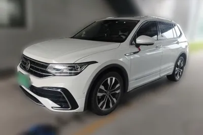Volkswagen Tiguan L · 2023 год