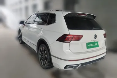 Volkswagen Tiguan L 2023, 37200 км, за 18741 USD