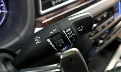 Hyundai Genesis 2015, 122576 км, за 8145.69 USD - фото 18