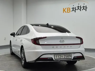 Hyundai Sonata 2020, 113695 км, за 10336.08 USD - фото 4