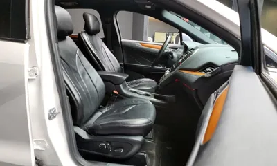 Lincoln MKC 2019, 91572 км, за 8940.39 USD - фото 11