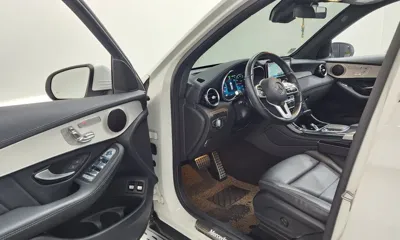 Mercedes-Benz GLC-Class 2022, 24831 км, за 28277.96 USD - фото 10