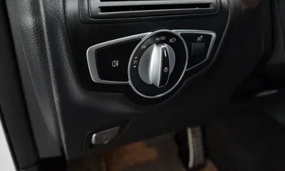 Mercedes-Benz GLC-Class 2022, 24831 км, за 28277.96 USD - фото 19