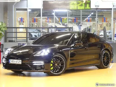 Porsche Panamera · 2023 год