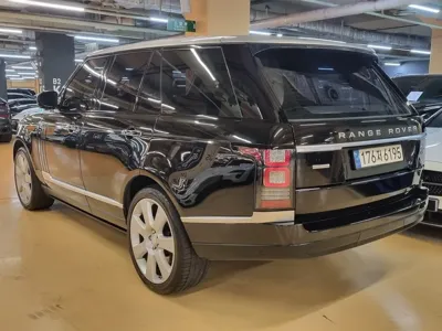 Land Rover Range Rover 2015, 168000 км, за 19500.28 USD