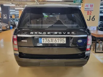 Land Rover Range Rover 2015, 168000 км, за 19500.28 USD