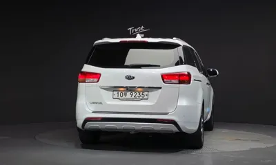 Kia Canival 2018, 89469 км, за 9580.44 USD