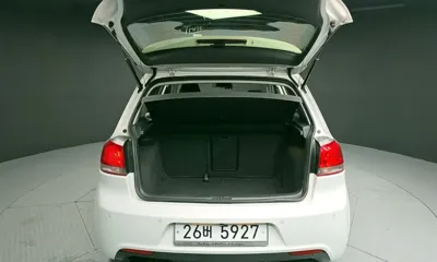 Volkswagen Golf 2013, 118854 км, за 2862.35 USD - фото 20