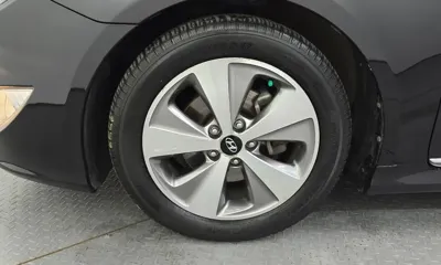Hyundai Sonata 2012, 118991 км, за 4225.44 USD