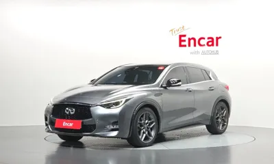 Infiniti Q30 · 2017 год