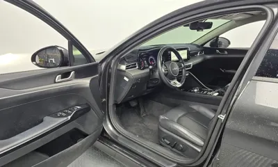 Kia K5 2023, 114786 км, за 16186.69 USD - фото 10