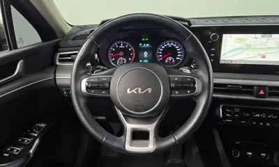 Kia K5 2023, 114786 км, за 16186.69 USD - фото 13