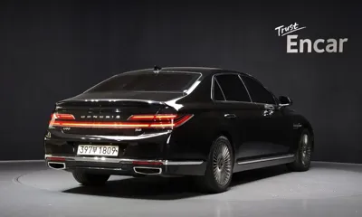 Genesis G90 2019, 92578 км, за 19048.86 USD