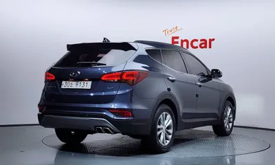 Hyundai Santafe 2018, 55443 км, за 9692.96 USD