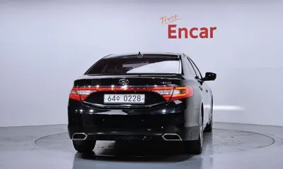 Hyundai Grandeur 2017, 150831 км, за 5135.54 USD