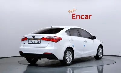 Kia K3 2014, 136526 км, за 4228.47 USD