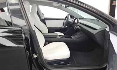 Tesla Model 3 2024, 55585 км, за 30293.18 USD - фото 11