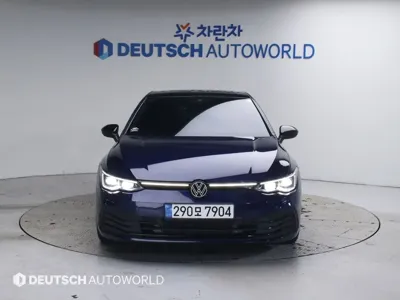 Volkswagen Golf 2022, 148350 км, за 15885.52 USD