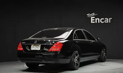 Mercedes-Benz S-Class 2007, 233489 км, за 2925.31 USD