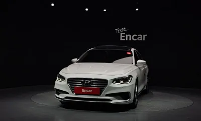 Hyundai Grandeur 2018, 79813 км, за 10634.11 USD