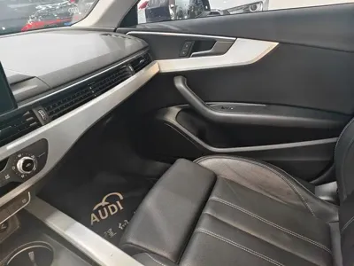 Audi A4L 2022, 69000 км, за 16950.82 USD - фото 8