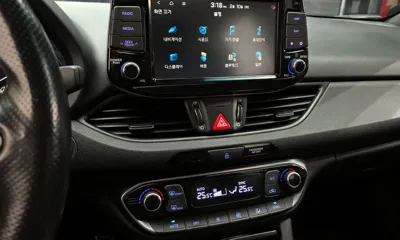 Hyundai i30 2020, 103972 км, за 8721.51 USD - фото 14