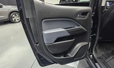 ChevroletGMDaewoo Colorado 2021, 60771 км, за 14506.91 USD - фото 25
